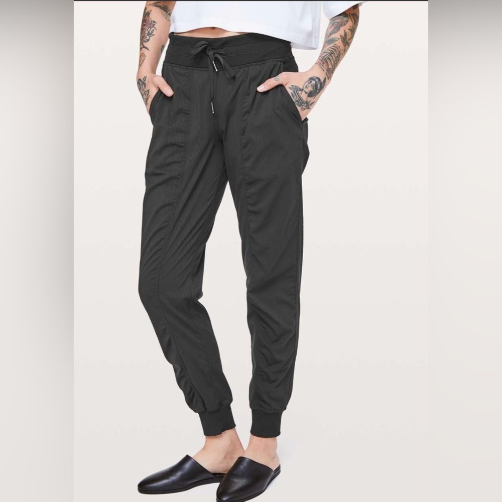 Lululemon Dance Studio Mid Rise Jogger in Black
